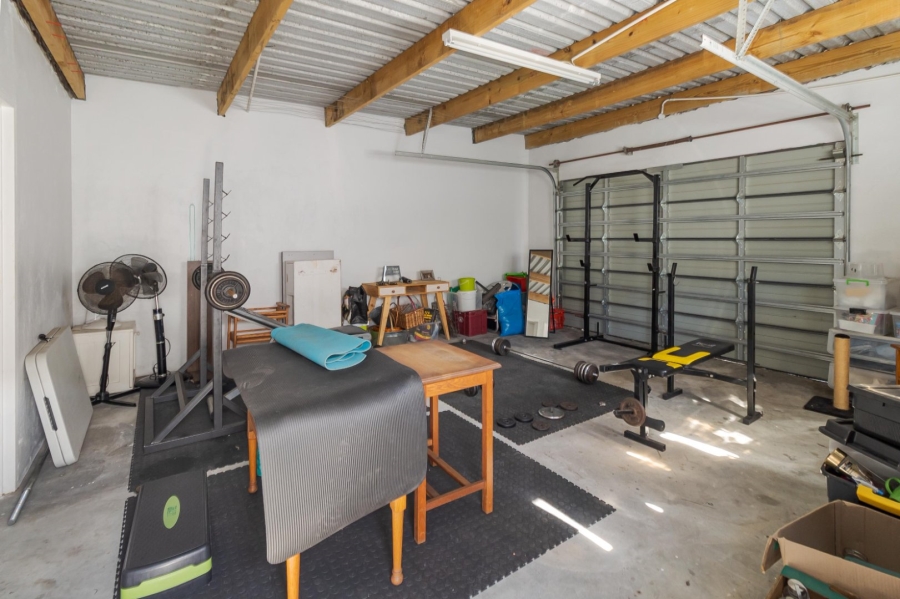 5 Bedroom Property for Sale in Loucharmante Western Cape